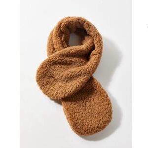 Urban Outfitters Teddy Fleece Stole Scarf